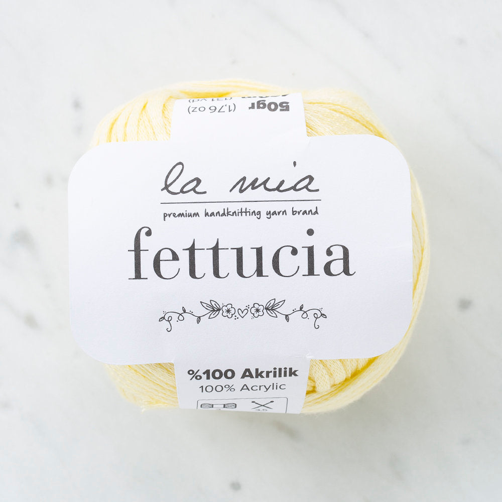 La Mia Fettucia  Yarn, Light Yellow - L028